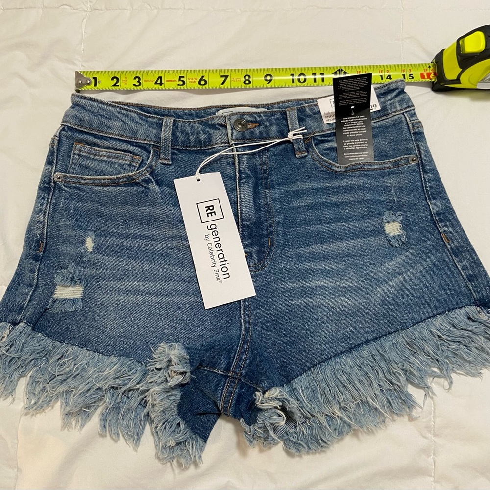 Frayed Hem Jean Shorts - Picture 2 of 13